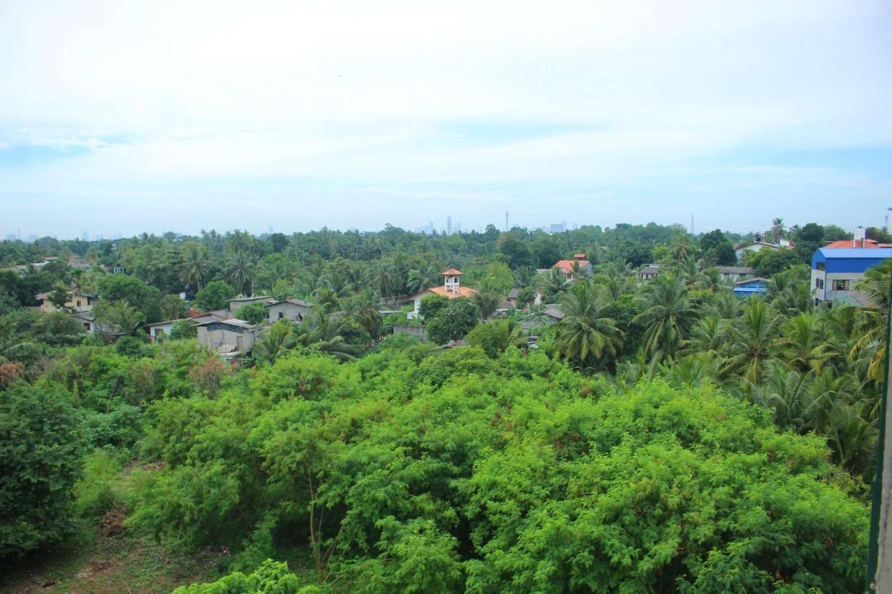Heritage Eco Resort Kelaniya Екстериор снимка