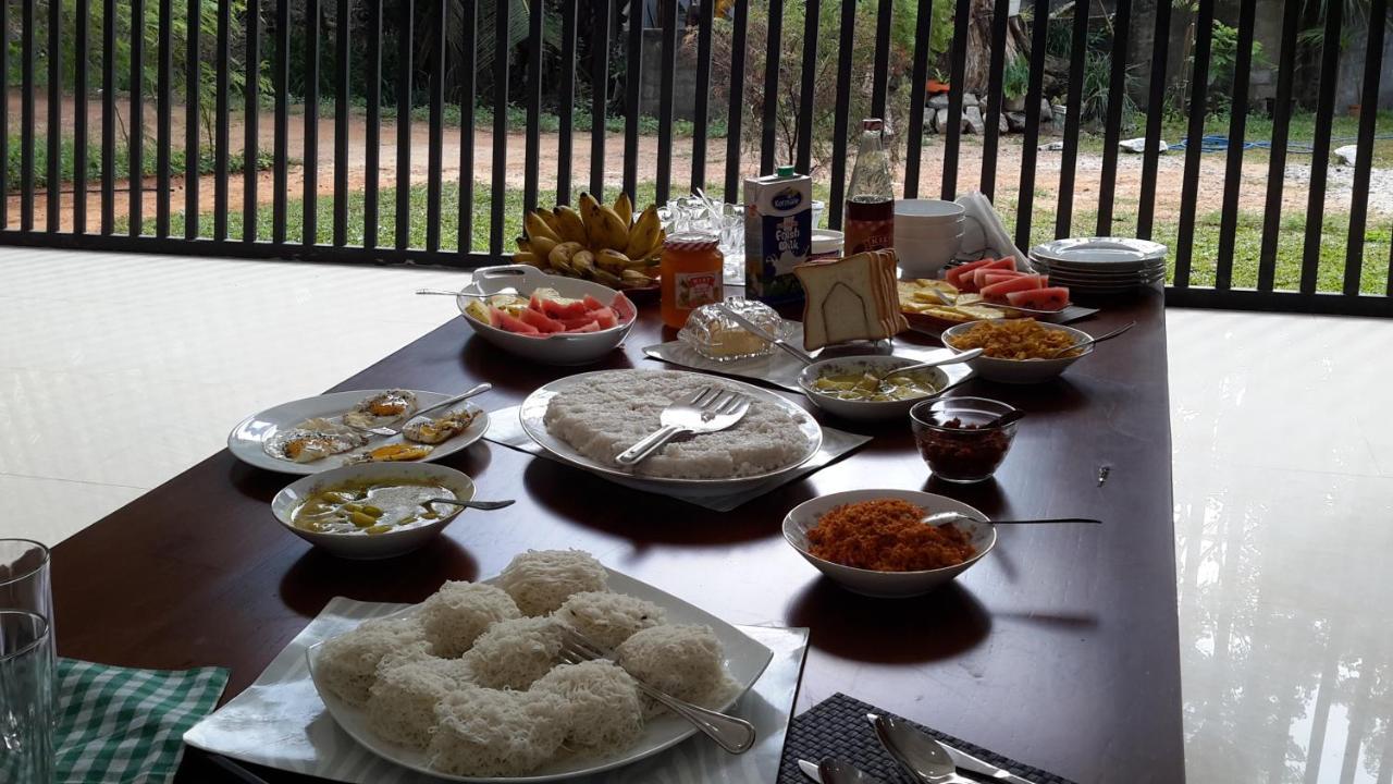 Heritage Eco Resort Kelaniya Екстериор снимка
